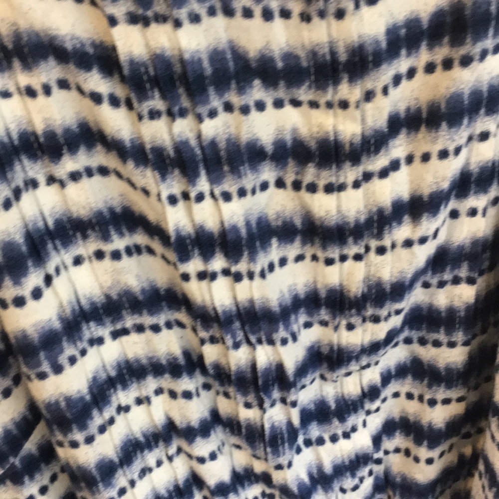 Dress - Picture 2 of 6